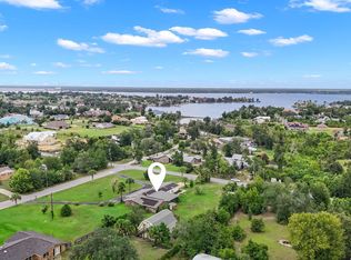 909 Tech Dr, Lynn Haven, FL 32444