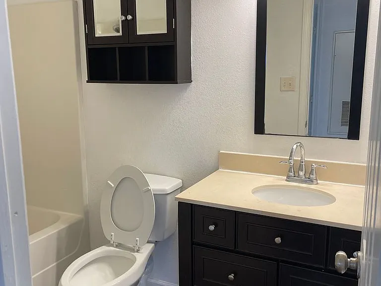 904 University Oaks Blvd #120 — Photo 23