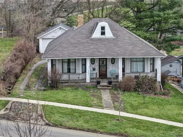 439 S Clay St, Millersburg, OH 44654