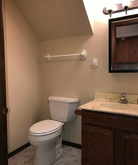 Half Bath / Powder Room