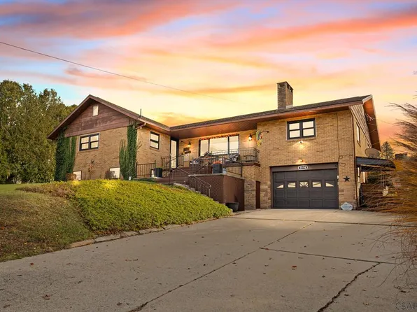 1016 Center St, Windber, PA 15963