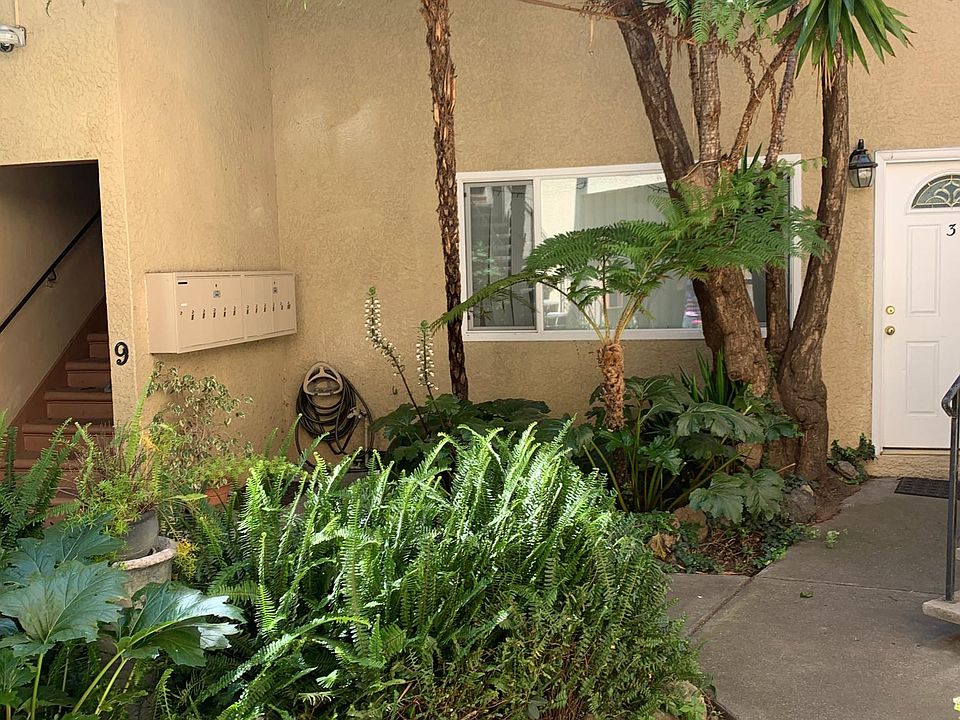 1st image of 1689 De Marietta Ave #3