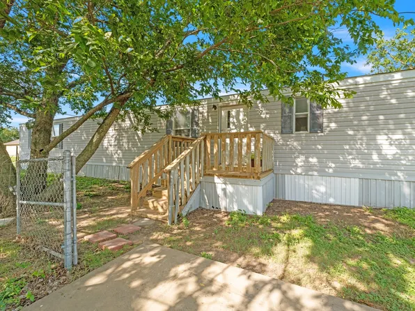 1250 N Belknap St, Stephenville, TX 76401