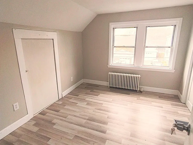 42 Victory St — Photo 15