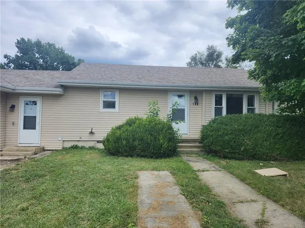 106 Kavanaugh St, Trenton, MO 64683