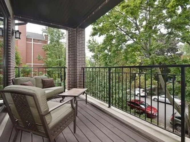 2 bed, 1000 sqft, $4,295 — Photo 2
