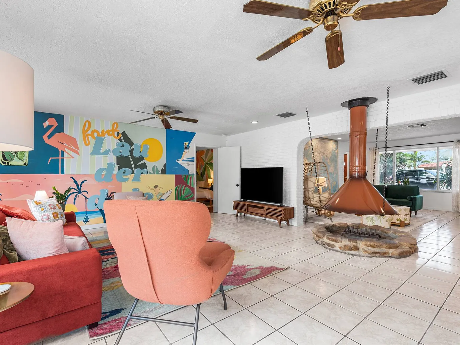 3 bed, 1874 sqft, $5,950 — Photo 3