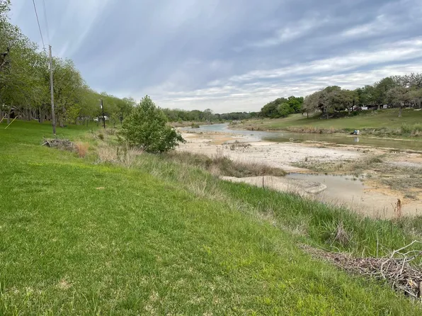 1113 Hidden Valley Rd, Wimberley, TX 78676