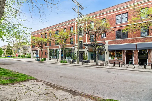 1400 Van Dyke St Photo 1