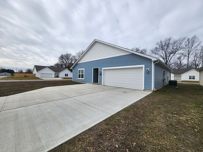 1st image of 3773 Joy Cir E