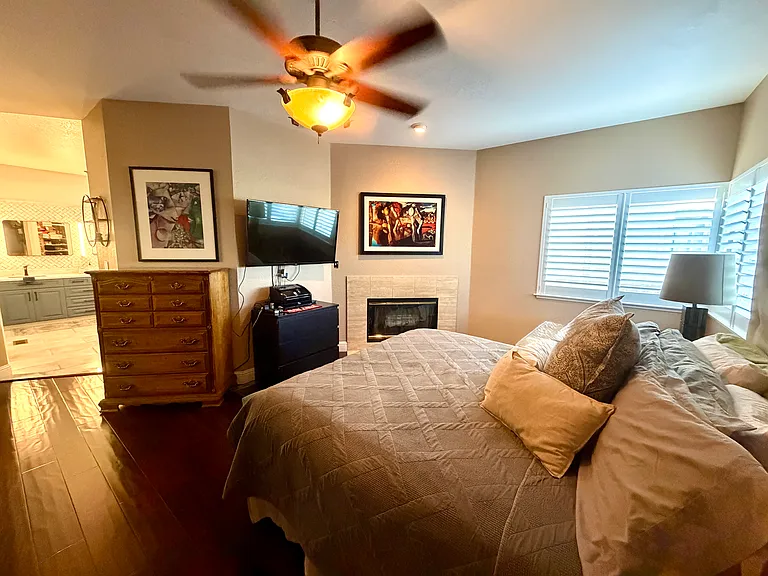 2205 Prestwick Dr — Photo 30