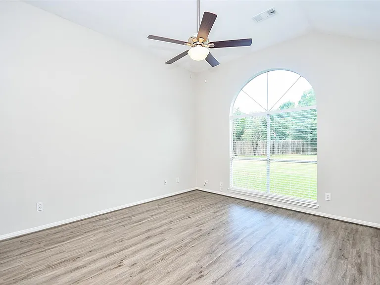 5523 Poundstone Ct — Photo 19