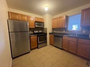 836 Broadway APT 2R, Bayonne, NJ 07002