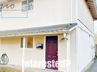 128 E St APT D, Springfield, OR 97477