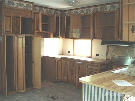 5th image of 17141 Holly Shores Dr