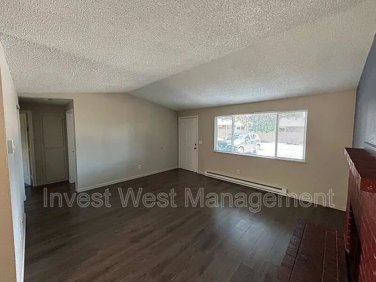 3512 Kauffman Ave #I — Photo 3