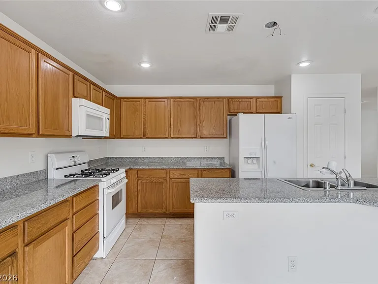 9861 Ashton Pines Ct #0 — Photo 17