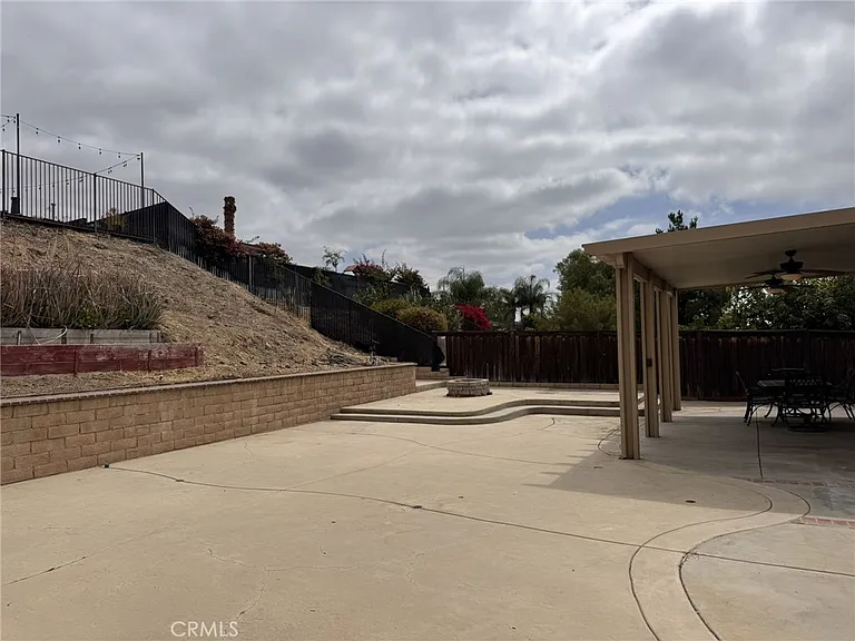 15068 Knollwood St — Photo 20