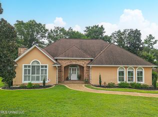 2043 Mauvilla Cv, Biloxi, MS 39531