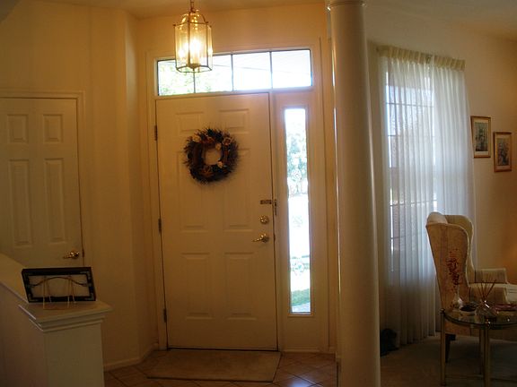 Entrance Dr w/ Tile Flr