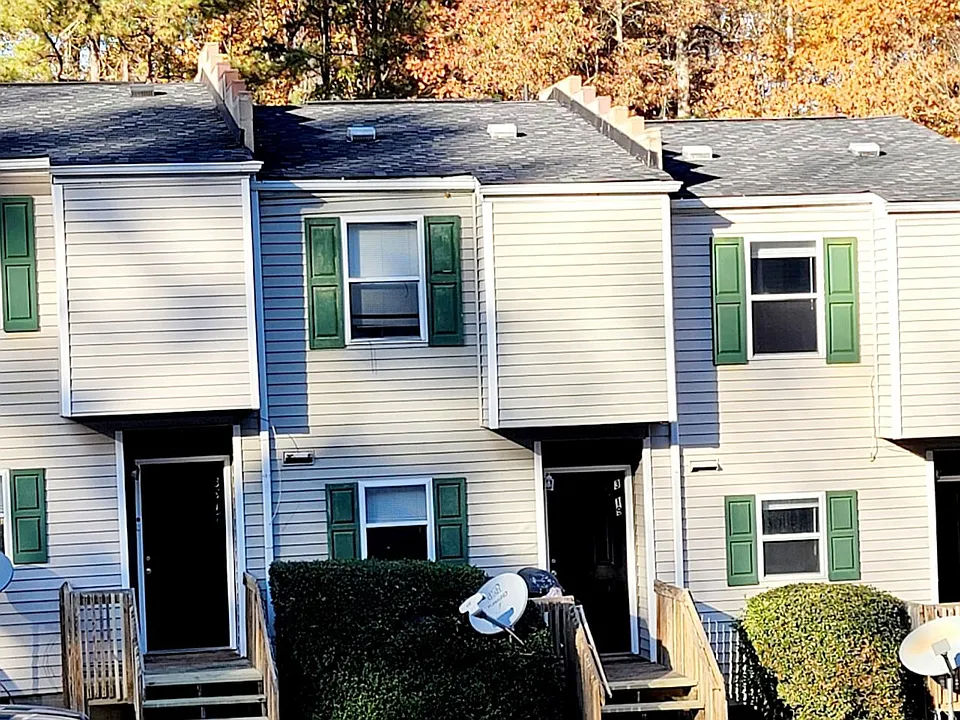 3949 Keswick Pl