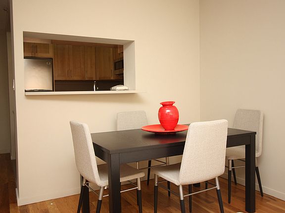 4th image of 170 E 112th St APT 7A