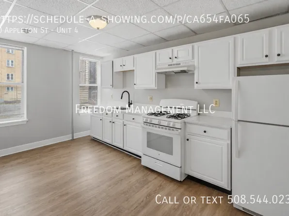 90 Appleton St, Lowell, MA