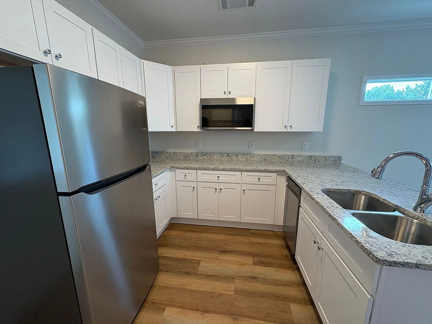 Pre-Leasing For August 10 2027! — Photo 3