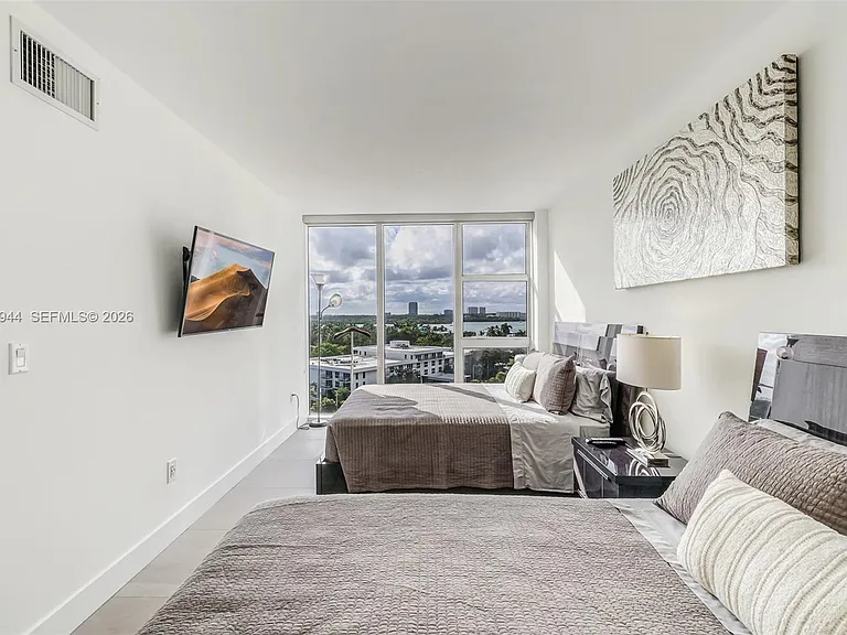 10275 Collins Ave #722 — Photo 12