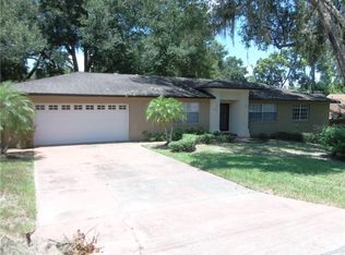 2115 Stewart Ln, Mount Dora, FL 32757