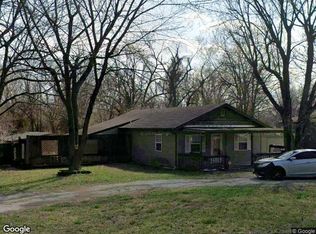 906 N Homewood Ave, Springfield, MO 65803
