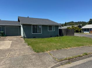 1049 N 16th St, Cottage Grove, OR 97424