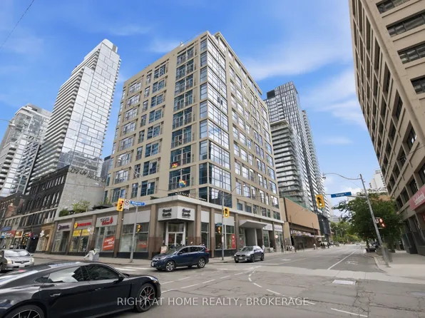 8 Wellesley St E #802, Toronto, ON M4Y 3B2