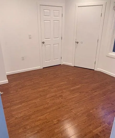 2429 Valdez St — Photo 2