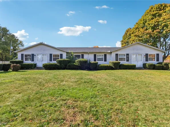 215 Meadows Dr, Painesville, OH 44077