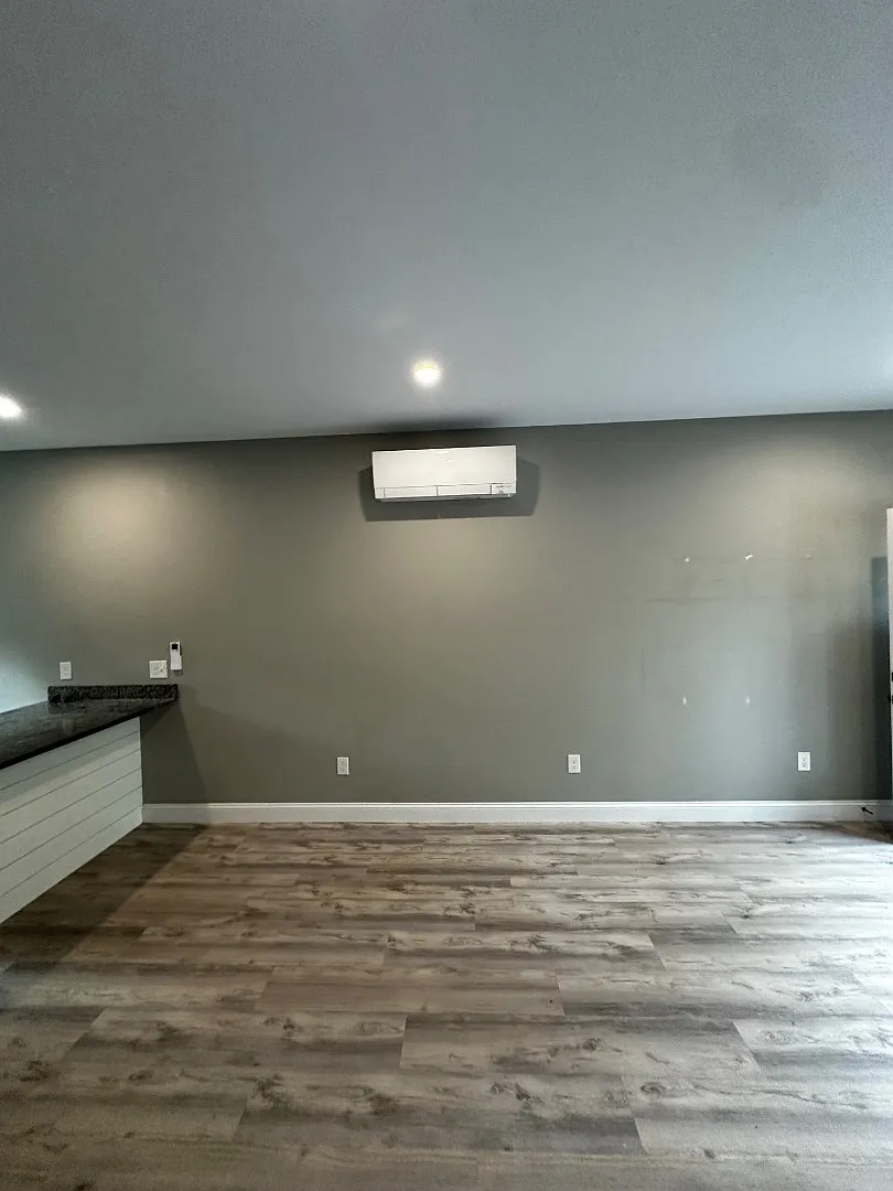 3 Emerald Drive - C — Photo 4