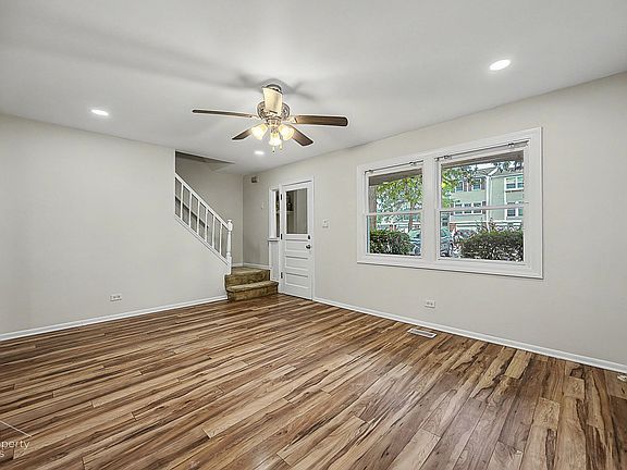 4th image of 2102 Stanley Ct