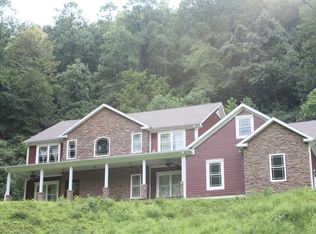 790 Turkey Creek Rd, Belfry, KY 41514