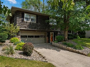 346 13th St SW, Owatonna, MN 55060
