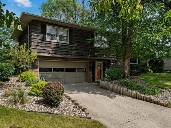 346 13th St SW, Owatonna, MN 55060