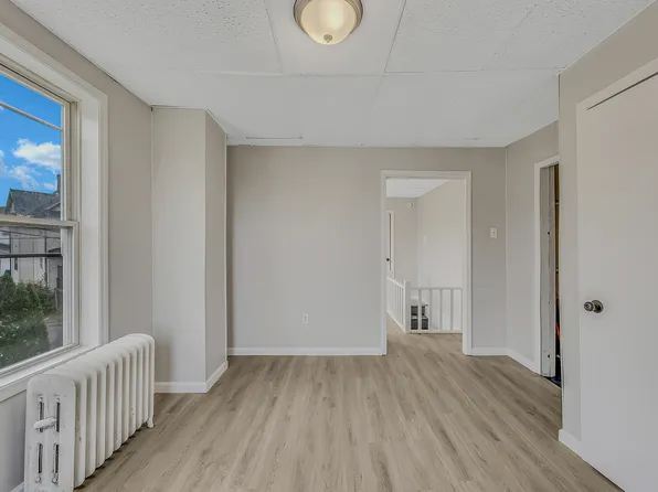 520 Delaware Ave APT 1, Olyphant, PA 18447