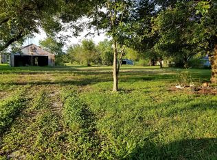 10281 N H St, La Porte, TX 77571