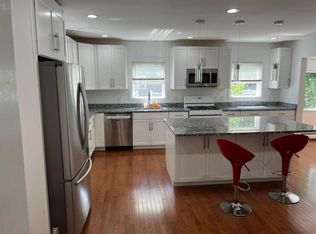 112 Main St, Woburn, MA 01801