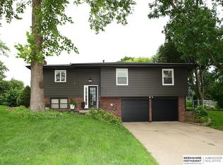 12916 Southdale Dr, Omaha, NE 68137