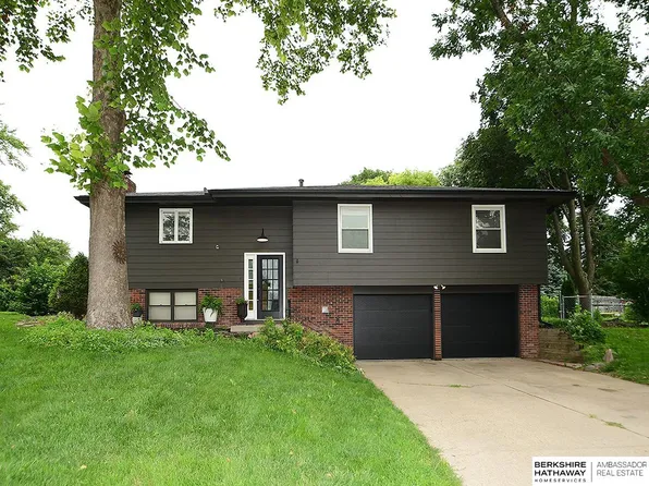 12916 Southdale Dr, Omaha, NE 68137