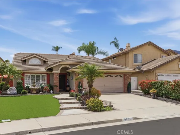 9161 Sydney Blue Cir, Corona, CA 92883