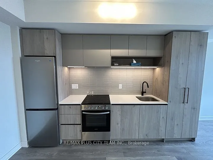 181 Sterling Rd #1109 — Photo 6