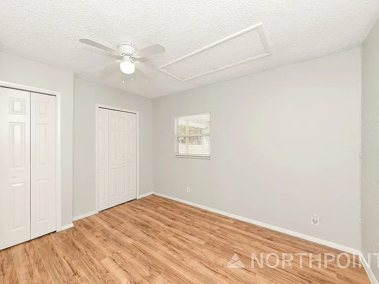 1215 39th St W — Photo 12