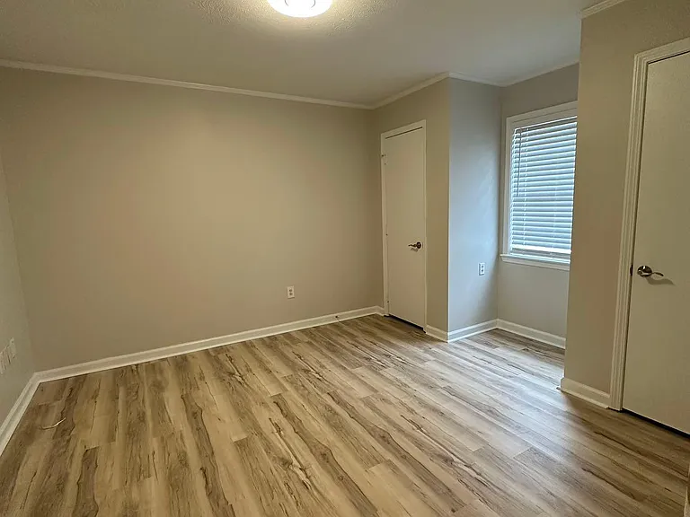 16 Camellia Cv — Photo 12