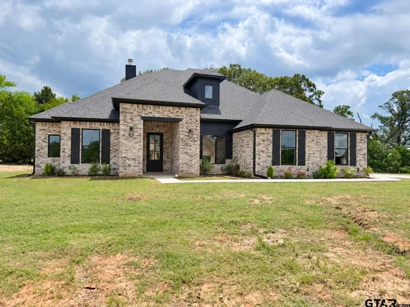 13836 Cedar Hl, Lindale, TX 75771